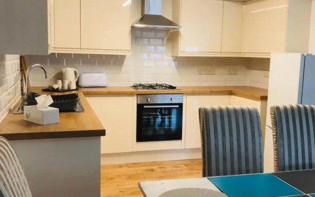 Beautiful Apartment,no 1, With Parking