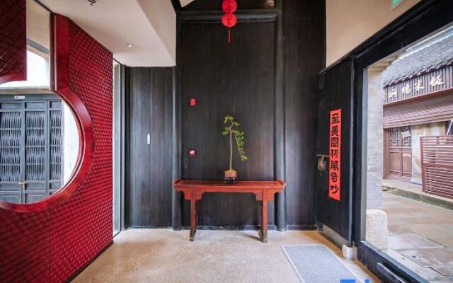 Refactoring Bingouguan Humanities Holiday Hotel (Yangzhou Dongguan Street)