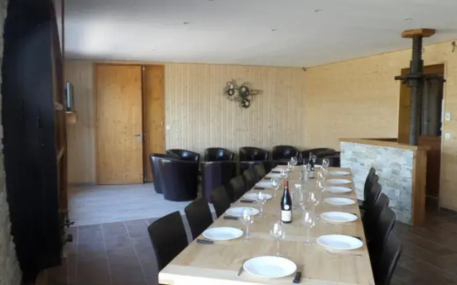 Gite de Groupe de lArtisan-Vigneron