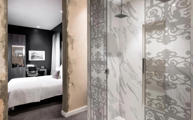 The Melbourne Hotel