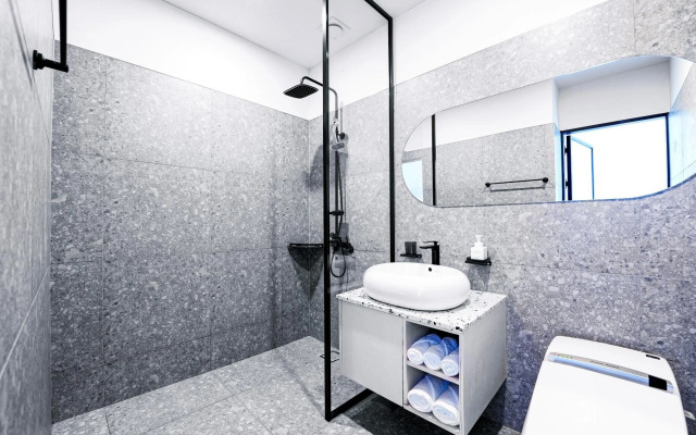 Ocean the point Hotel