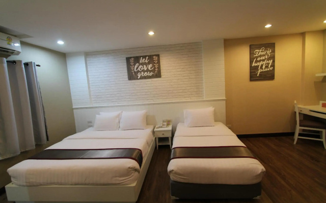 FX Hotel Metrolink Makkasan