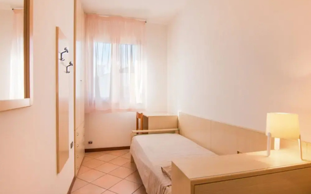 Cozy Holiday Home in Rosolina near Sea Beach