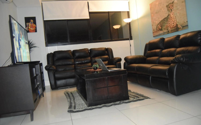 Highrise Windhoek apartment with skyline view, pool and gym