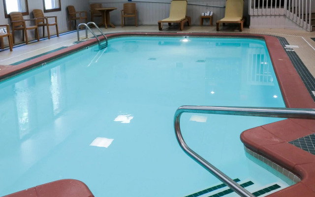 Country Inn & Suites By Radisson, Mishawaka, In