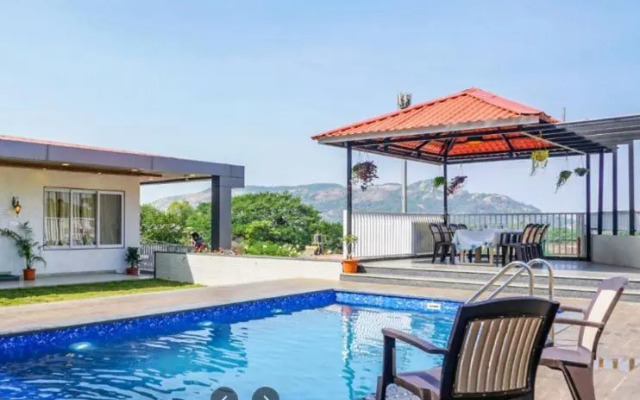7BHK VILLA with Wonderful View and Good Food