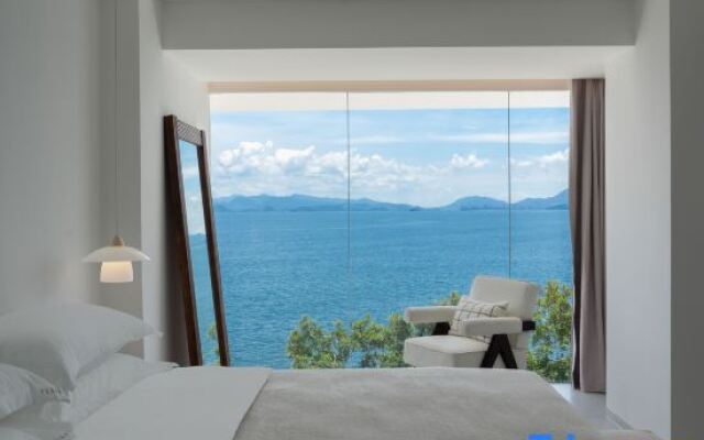 Secret Field · Shenzhen Kamakura Maze Reef Sea View Hotel