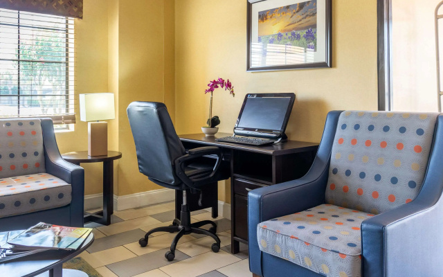 Quality Inn Baytown - Houston East
