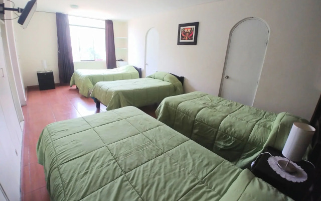 Casa Mores Inn