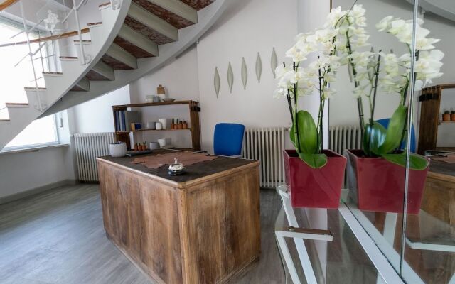 Boulevard 900 - Comfort and Style - Entire Structure 12 Beds