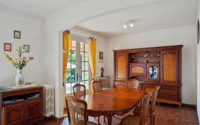 Attractive Villa in Velines with Private Garden