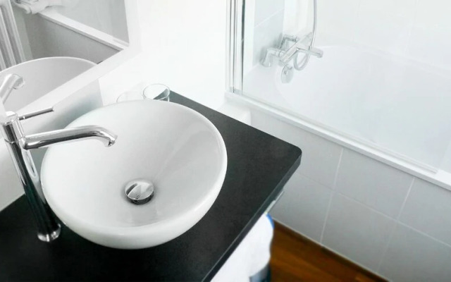 Hostellerie De La Riviere