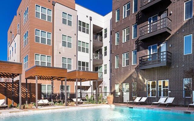 Urbanlights at Legacy West