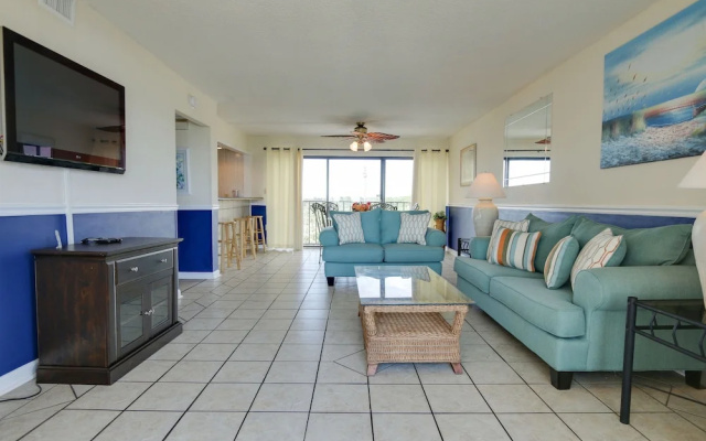 Moondrifter Condominiums