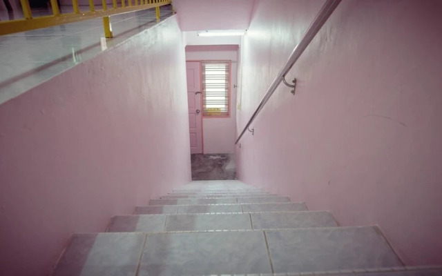 Holidayhome 45A Taman Desa Pangkor
