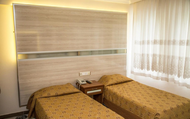 Reis Thermal Otel