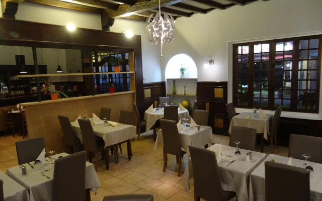 Hotel Au Bon Accueil
