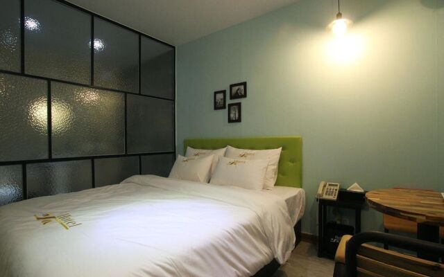 Yeosu Hakdong JA Self Check-in Motel
