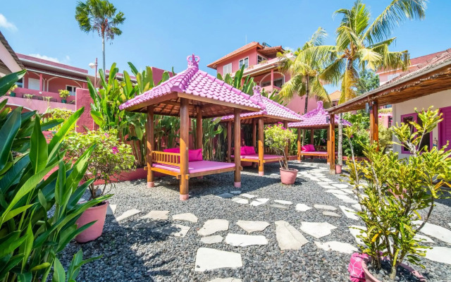 PinkCoco Uluwatu - Constant Surprises & for Cool Adults Only