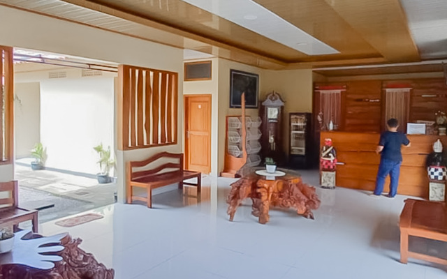 RedDoorz Syariah near Tugu Lampu Gentur Cianjur
