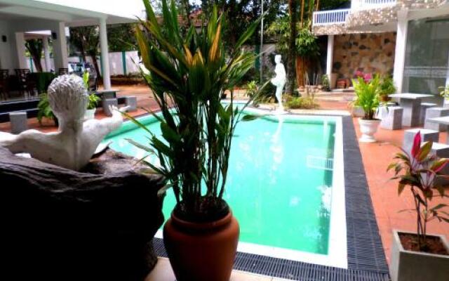 Grand Regency Hotel