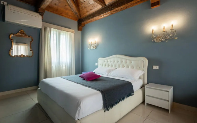 Vivaldi Suite Apt 2 in Venecia