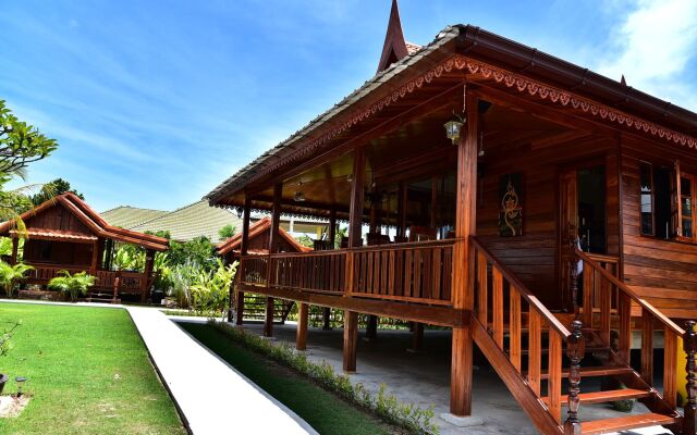 Thai House Resort