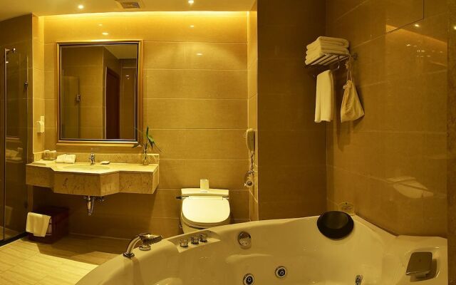 Metropolo Wuyishan Resort