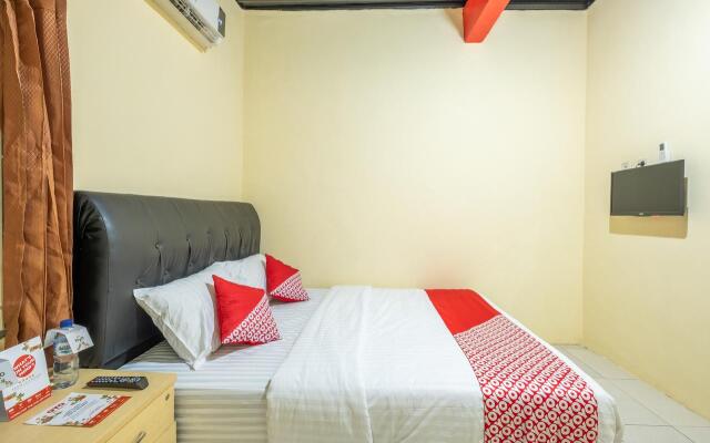 OYO 1120 Hotel Grand Liquid