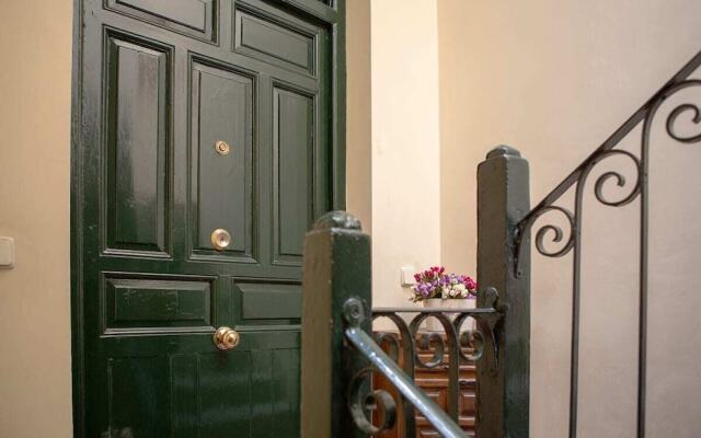 Modern 3 Bdr 2 Bath in La Latina, Near Metro