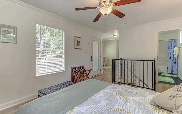 Garden Home Walkable to East Austin Eateries