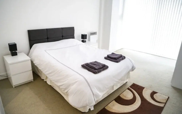 Henry Street - Apt 20