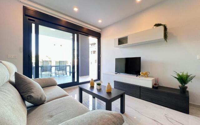 Modern Two Bedroom Ground Floor Apartment Duly7