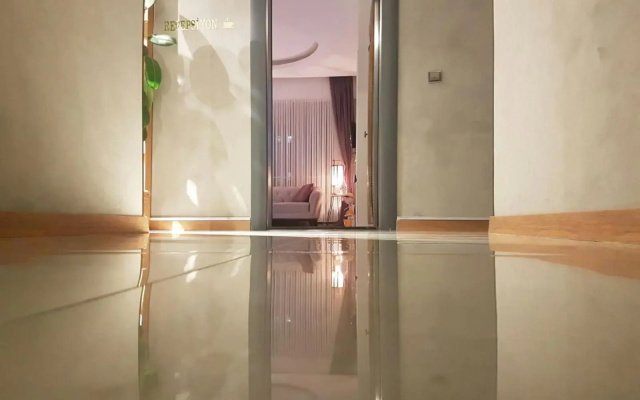 Doctor House Residence