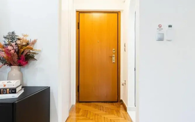 Bright and Stylish Apartment in Palaio Faliro