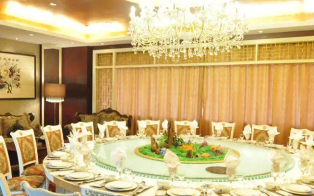 Gaoxiong Hotel