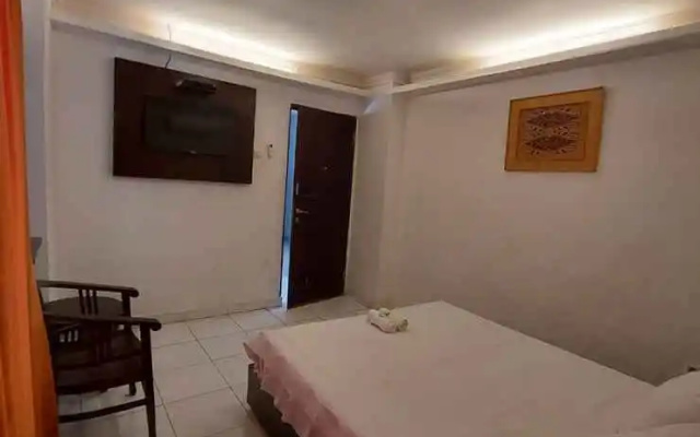 Hotel New Season