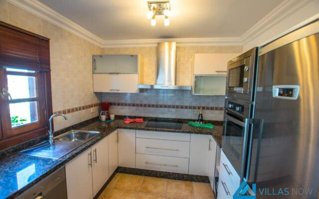 Villa Vistamar - LH165 By Villas Now Ltd