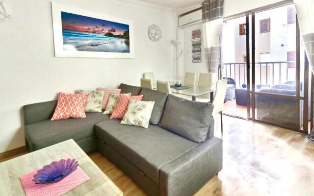 Apartment with pool & balcony less than 10min walk to La Mata Beach!