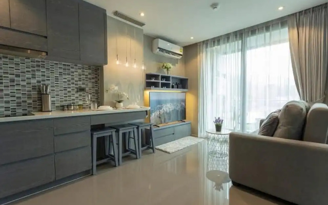 Steps to Kamala Beach Rooftop Pool  C138