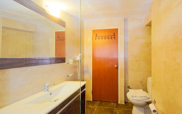 Moda Beach Hotel