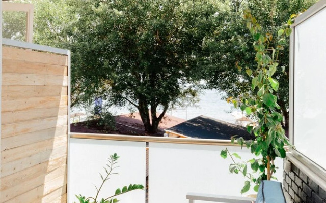 Sea View Studio With a Barbecue Area on the Terrace of the Building a Smart TV