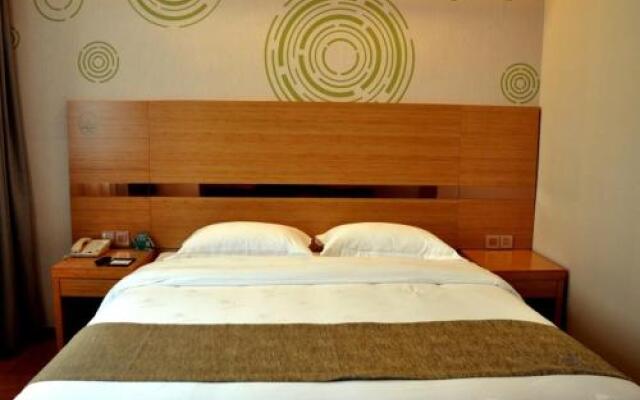 GreenTree Inn Golmud City Southern Suburb Express Hotel