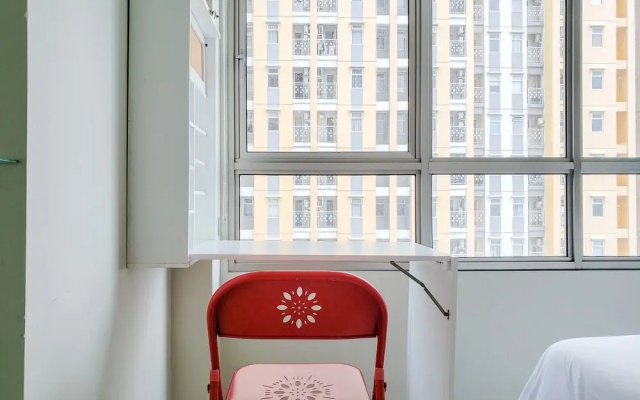 Comfy Studio Springlake Summarecon Apartment
