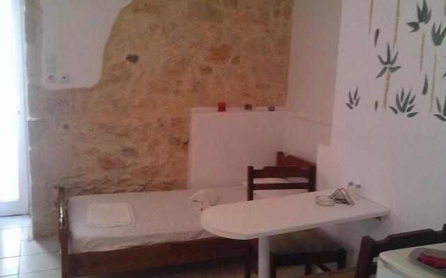 Studio 10 minutes from the center of Heraklion.