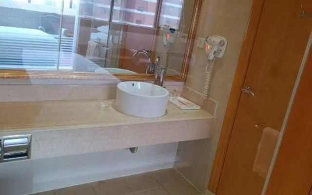 Vienna Hotel Guilin Wanfu Square Branch