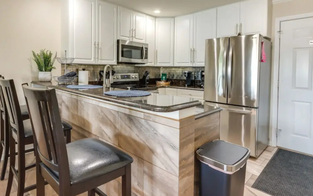 Lake Views + Pool Access: Condo in Osage Beach!