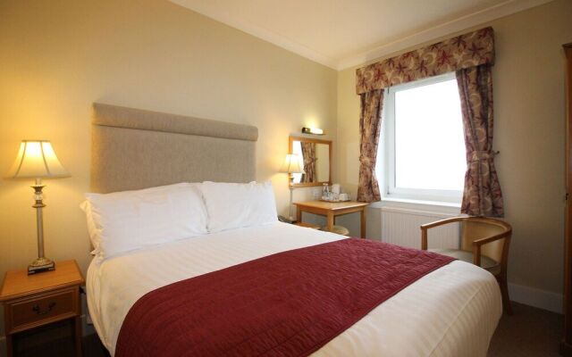 Parkstone Hotel