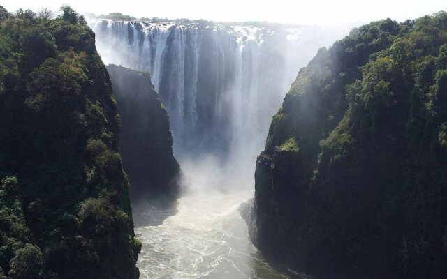 The Courtyard Hotel Victoria Falls