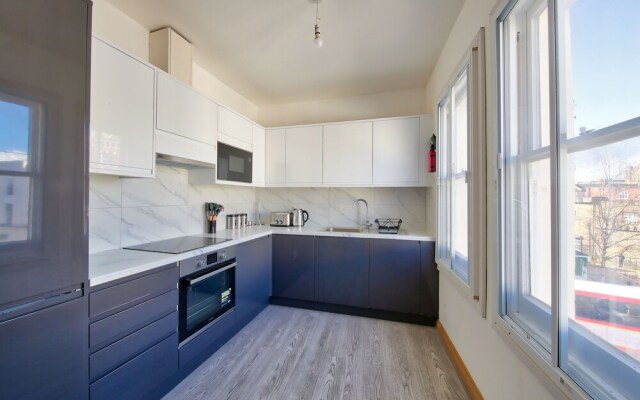 Clapham Junction Central